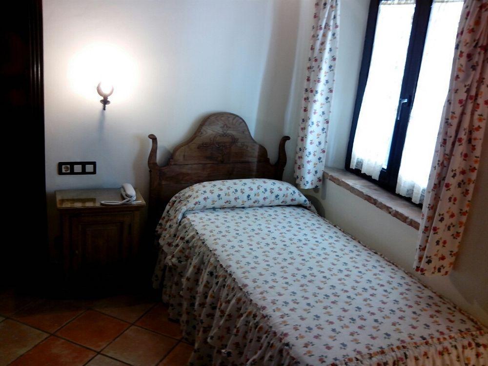 Hotel Rosa De Oro Гранада Екстериор снимка