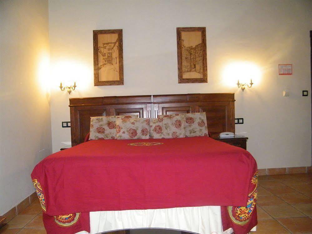 Hotel Rosa De Oro Гранада Екстериор снимка